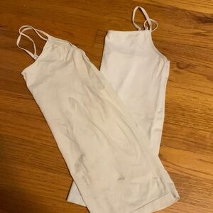 Set of 2 off-white Cami’s